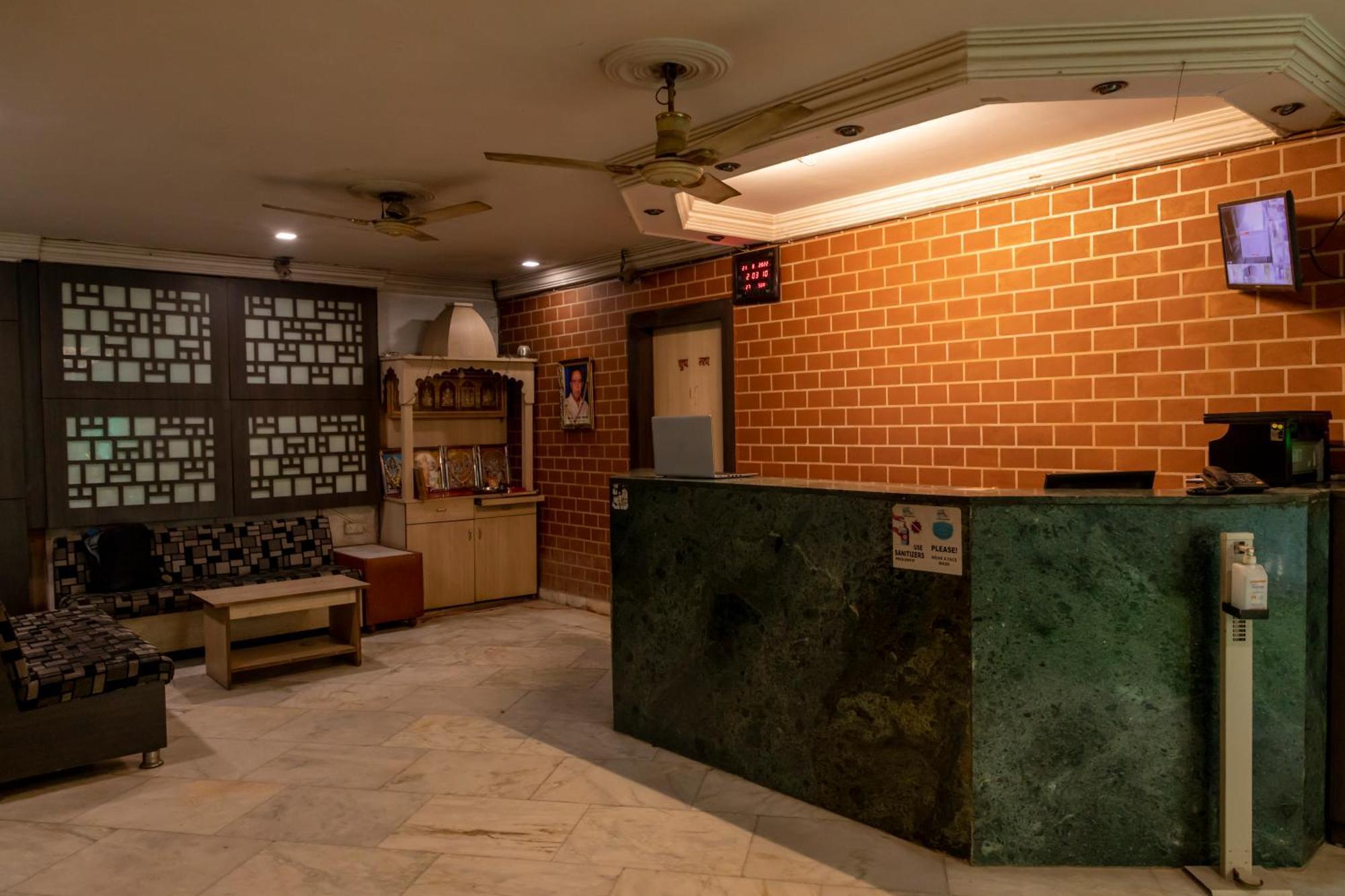 阿达尔什宫酒店 博帕尔 外观 照片