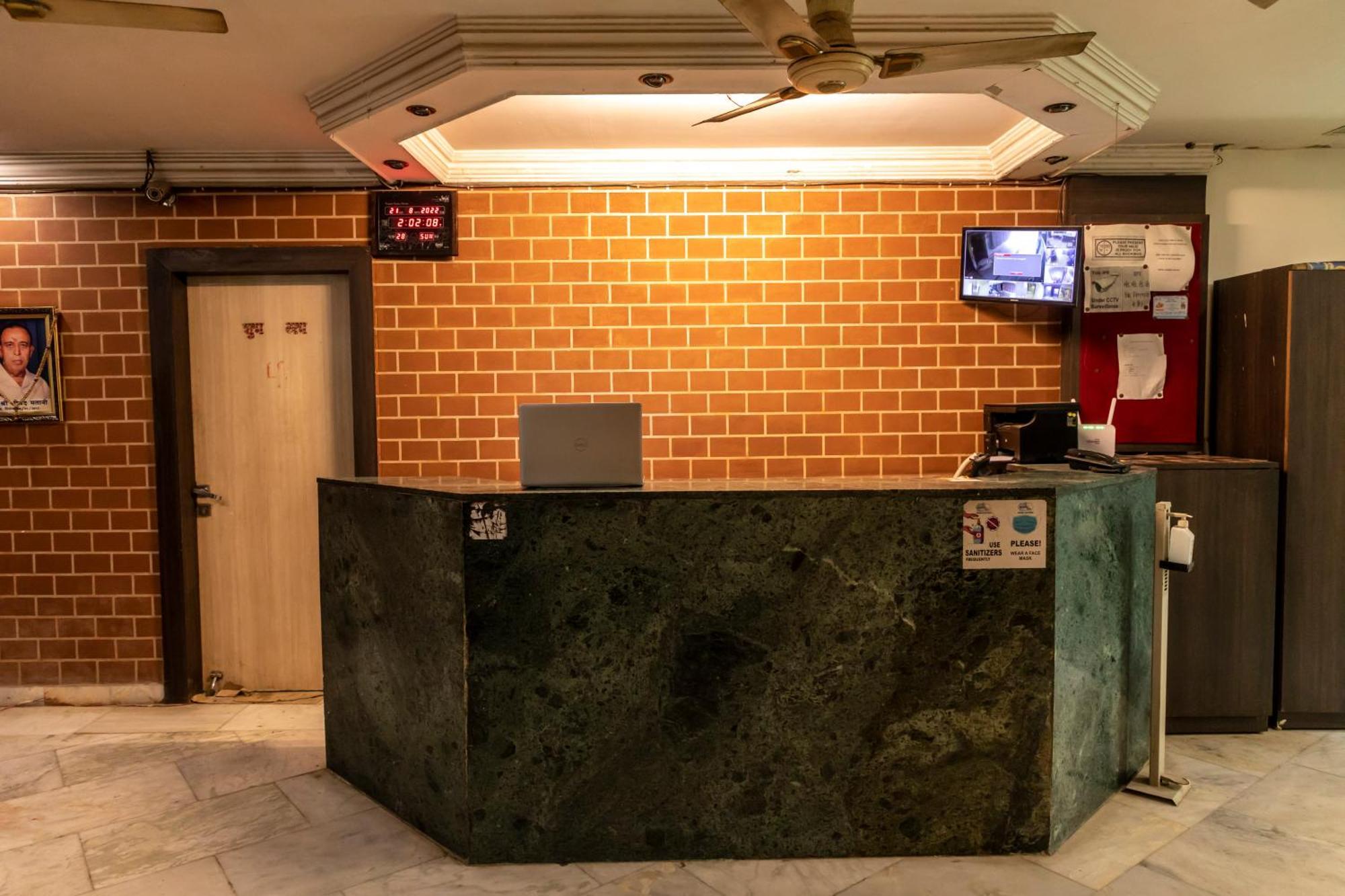 阿达尔什宫酒店 博帕尔 外观 照片